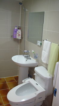Tomato Guest House โซล ภายนอก รูปภาพ